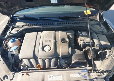 2013 Volkswagen Jetta 2.5L Se z USA, uszkodzony, nr VIN 3VWDX7AJ0DM365727